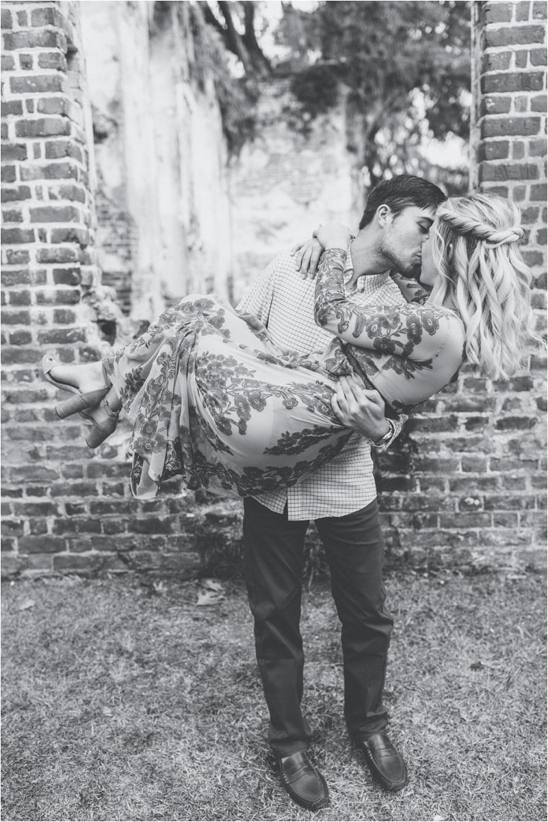 SavannahPhotographer_PortraitPhotographer_EngagementPhotographer_SavannahLifestylePhotographer_0024.jpg
