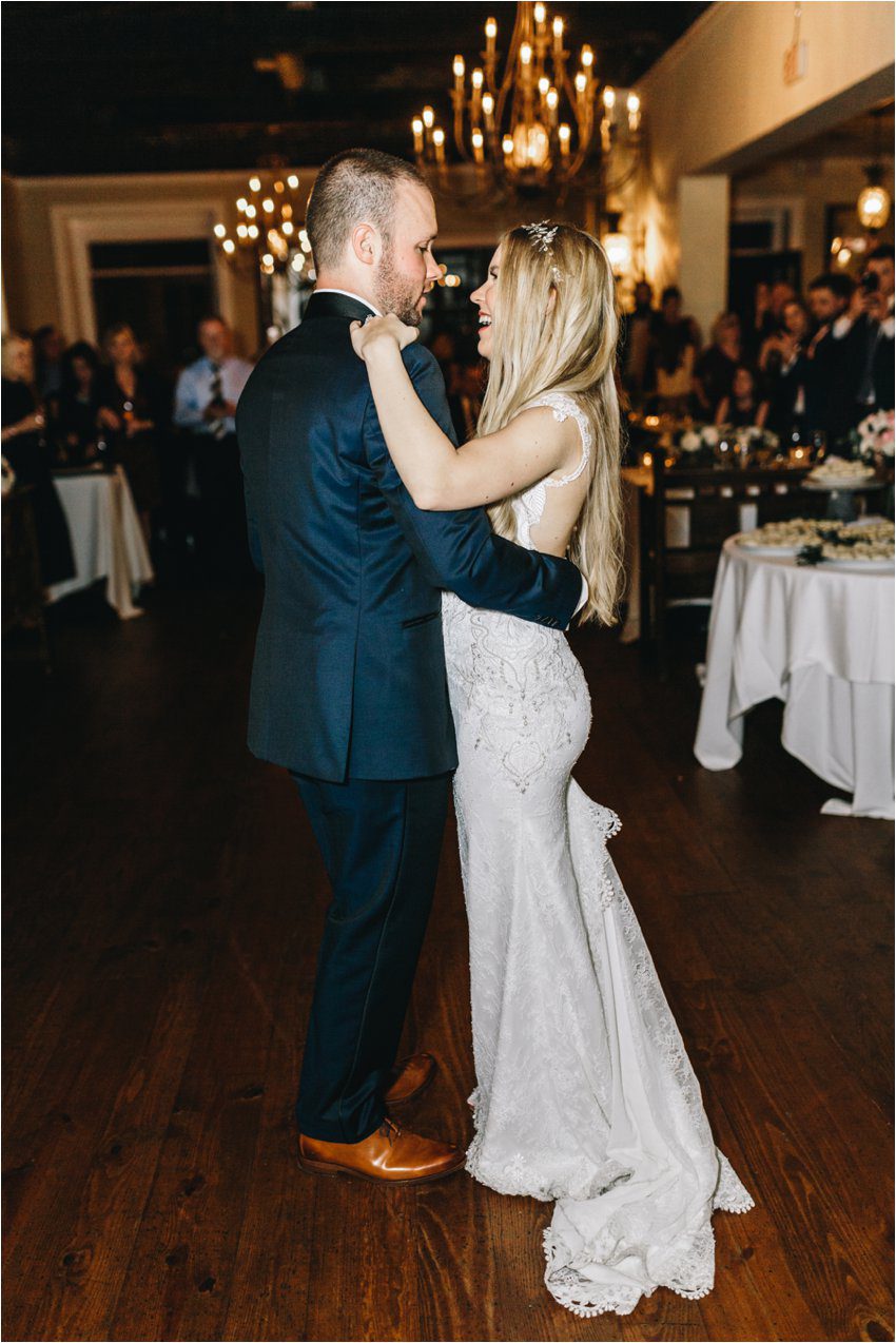 SavannahPhotographer_WeddingPhotographer_SavannahWeddingPhotographer_RealWedding_0110.jpg