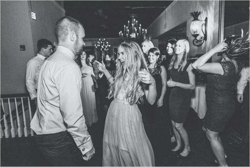 SavannahPhotographer_WeddingPhotographer_SavannahWeddingPhotographer_RealWedding_0114.jpg